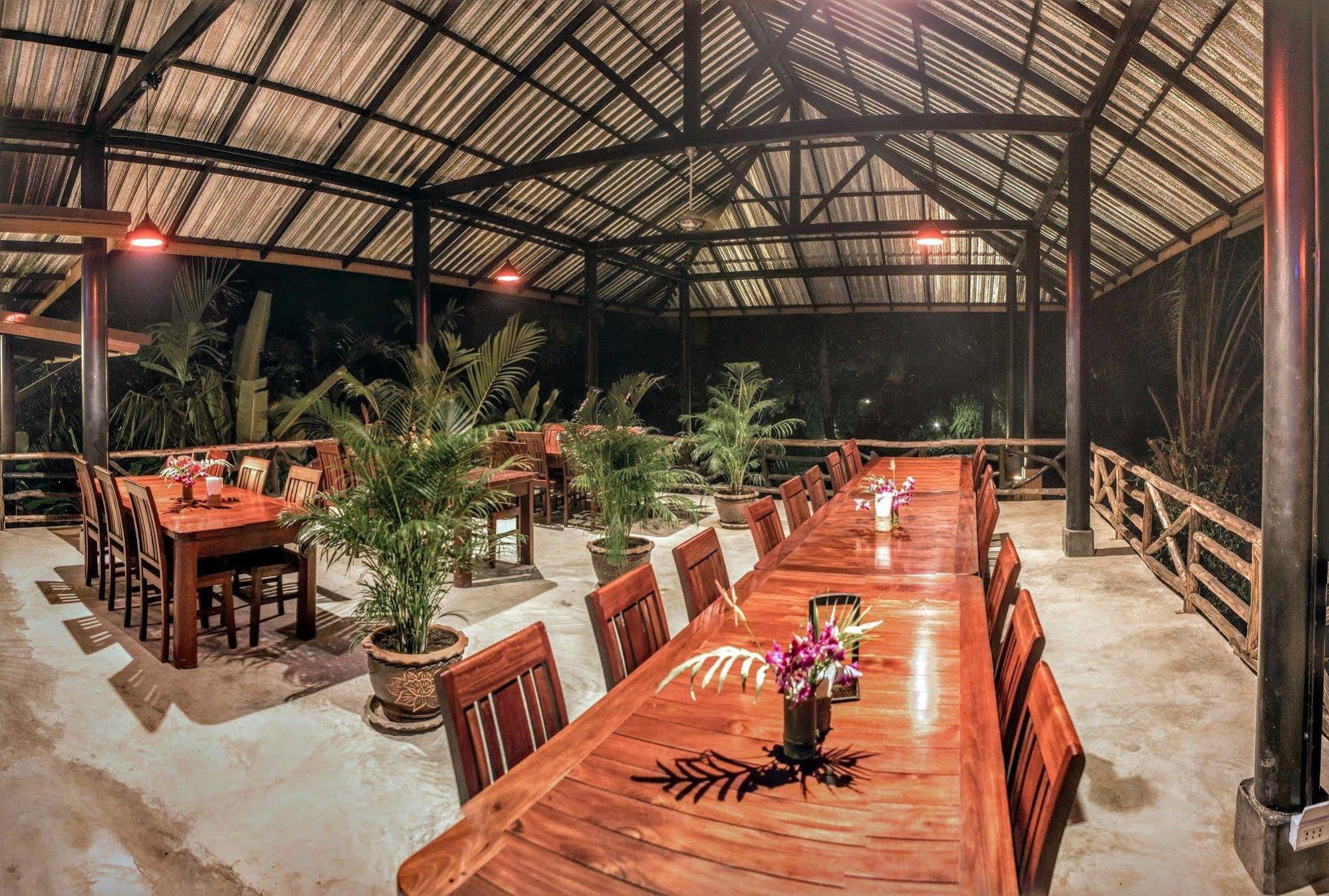 Anurak Community Lodge - Sha Plus Khao Sok National Park Eksteriør bilde